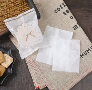 Candy Bags Biscuit Surprise Lucky Bags Luxury Plastic Gummy Biscuit Packaging Packaging Bags with Bow knot