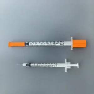Disposable Safety Veterinary Insulin Syringes Medical Grade PP Horse Luer Slip 31g 8mm 29 Gauge 31mm Sterile 1ml Case