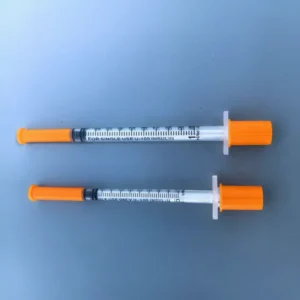 Insulin Syringes 1ml Case 31g Disposable Sterile Individually Wrapped 29G 30G 31G Ultra Fine Needles (100 Pack) Veterinary