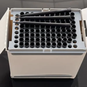 Laboratory Tecan 1000ul Disposable PP Sterile Transparent Conductive Pipette Tips OEM Available 96 Tips per Rack