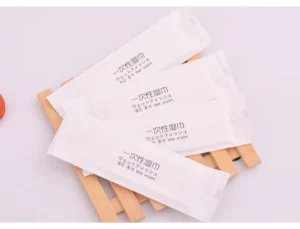 Large-Sized Non-Woven Antibacterial Eco-Friendly Individually Wrapped Wet Wipes Customized Sheet Size Logo Printed Single Pack