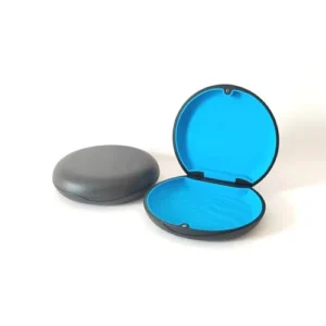 Orthodontic Retainer Case with Magnet and Silicone Pad Aligner Box Customized Logo