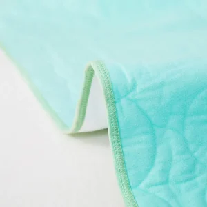 Washable Adult Diaper Bibs for Seniors Disposable Adult Wipe Comfortable and Easy to Clean